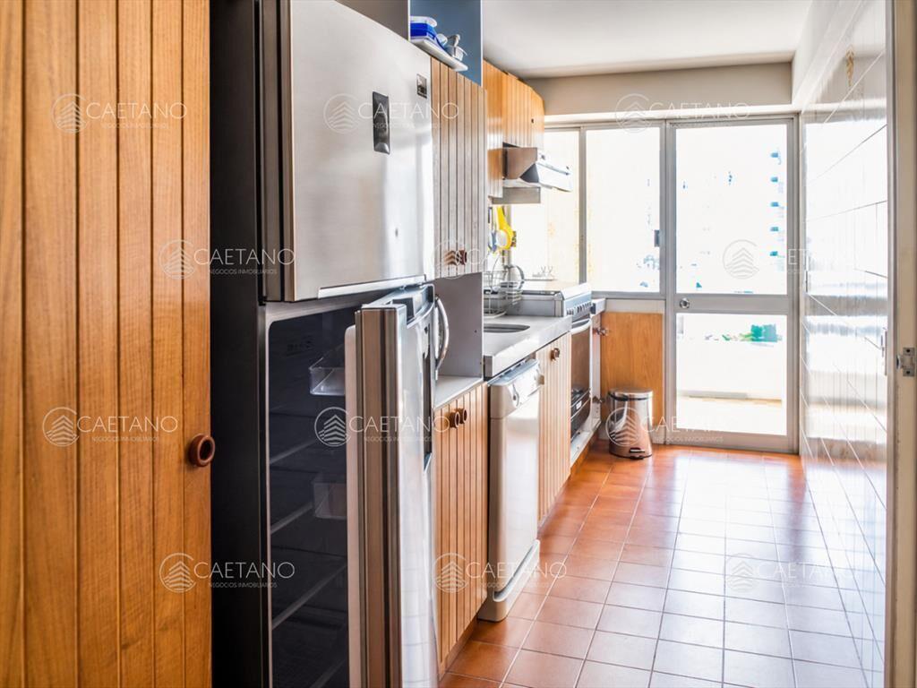 Vende apartamento de 2 dormitorios con vista al ,