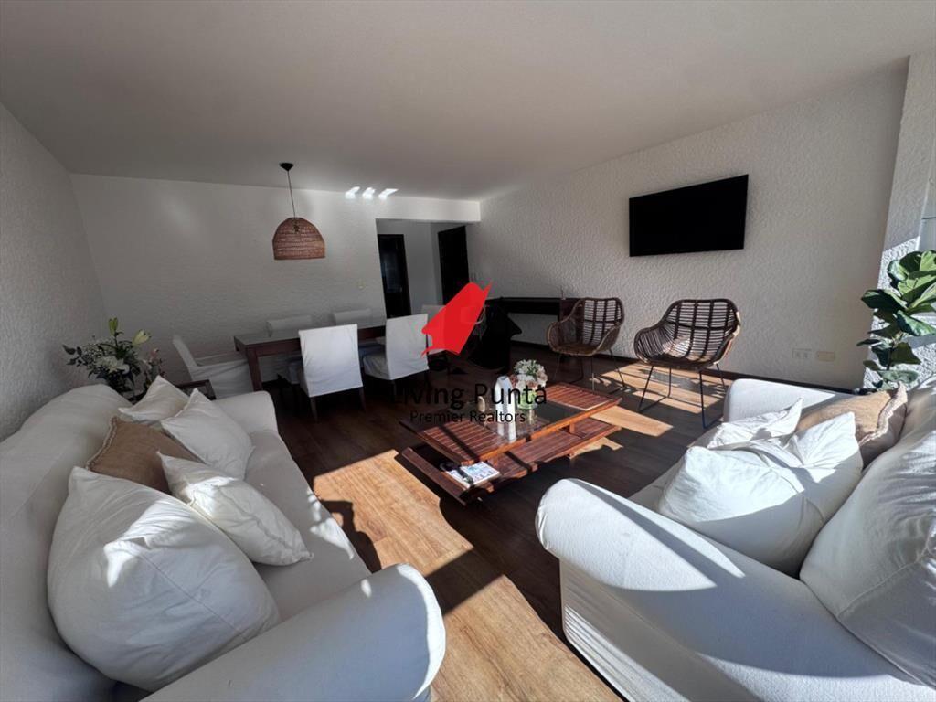 Hermosa unidad en venta con vista al mar
