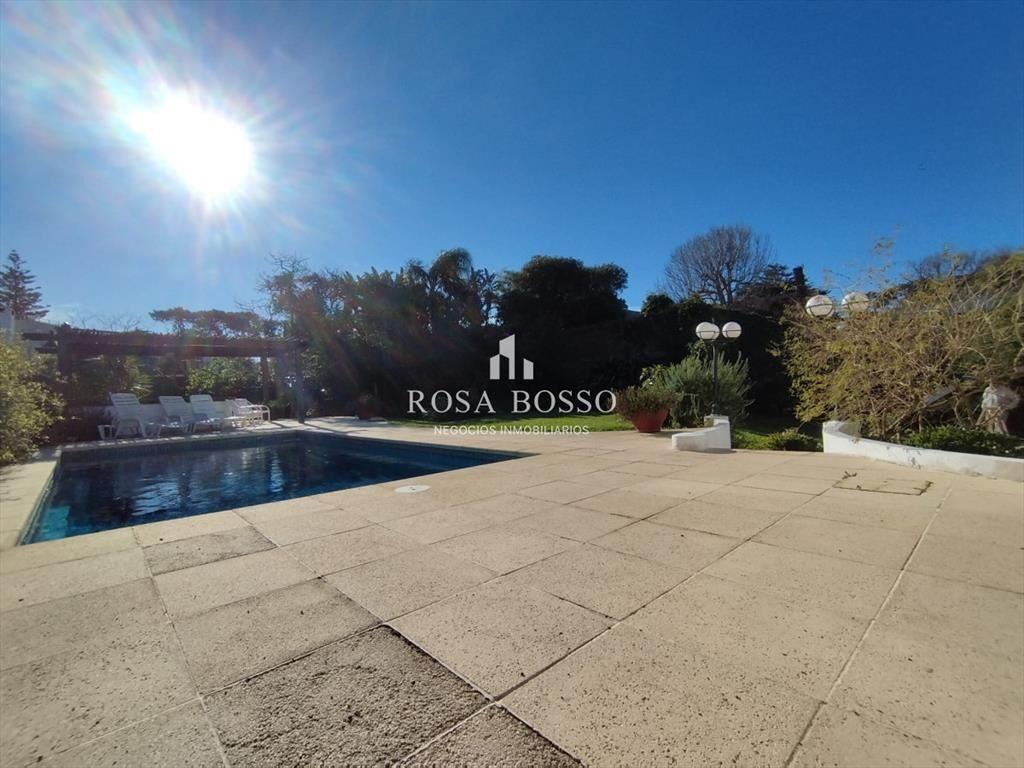 Venta y alquiler de casa en playa mansa Punta del Esate de