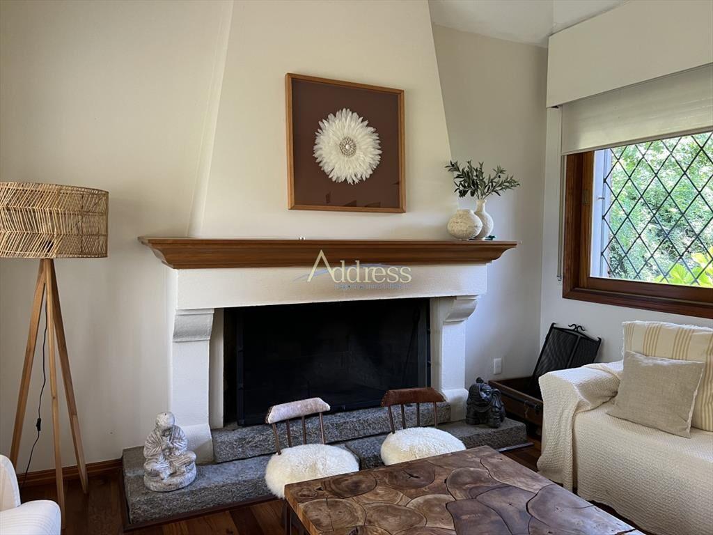 Casa en lugano, 5 dormitorios 4 baÃ±os y de