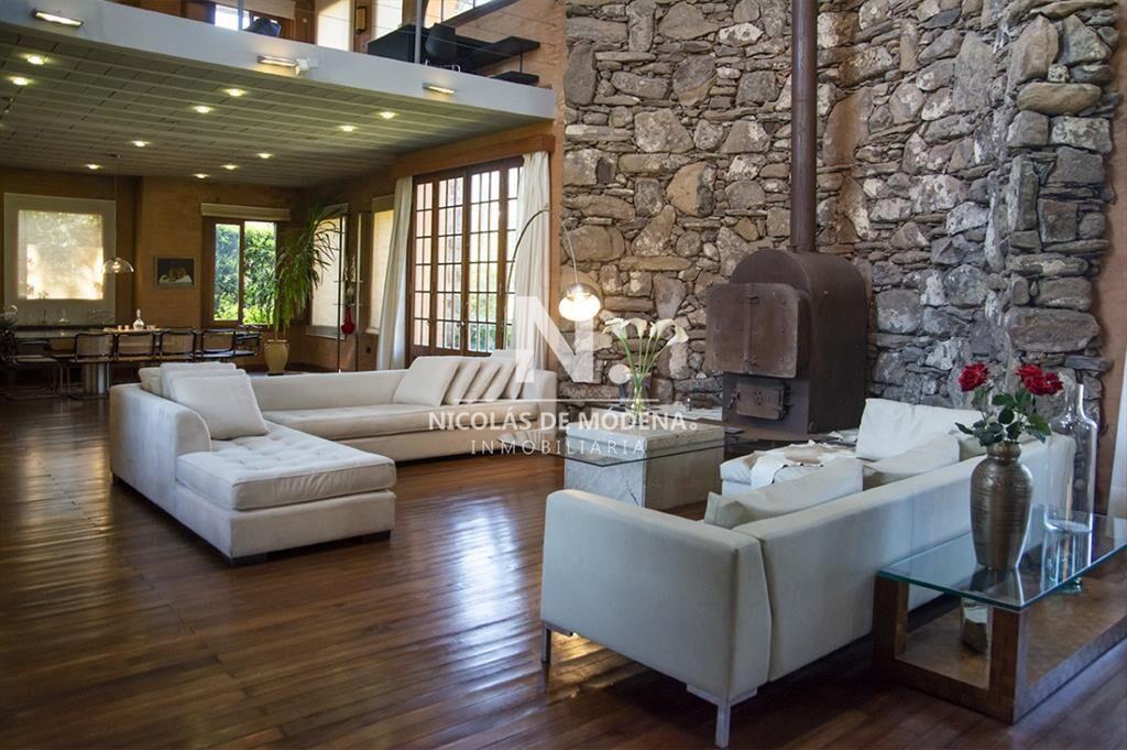Divina Casa en venta en La Arbolada.