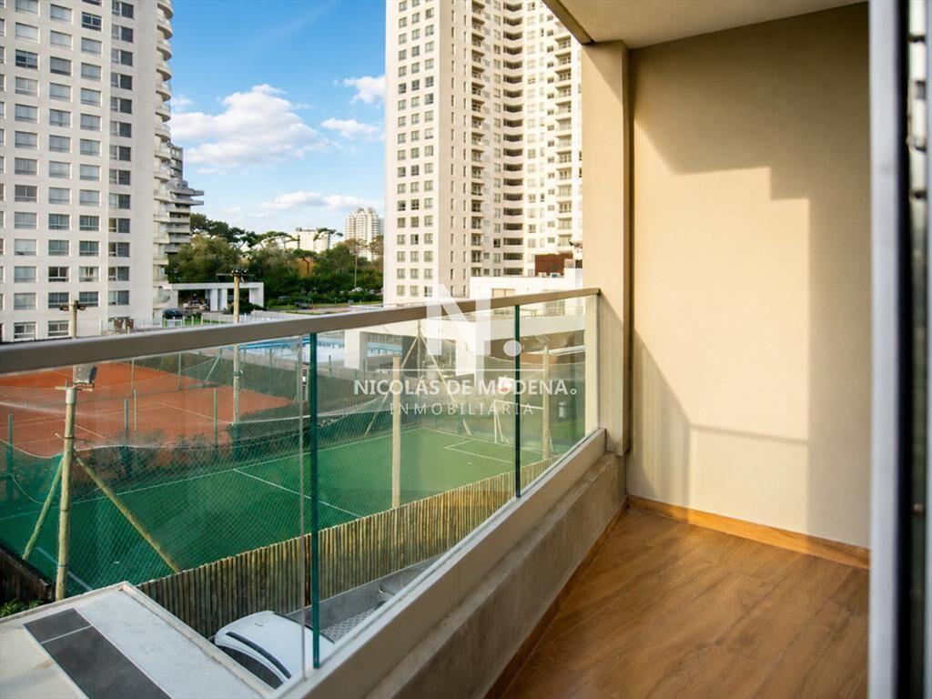 En venta apartamento de 3 dormitorios en Brava,