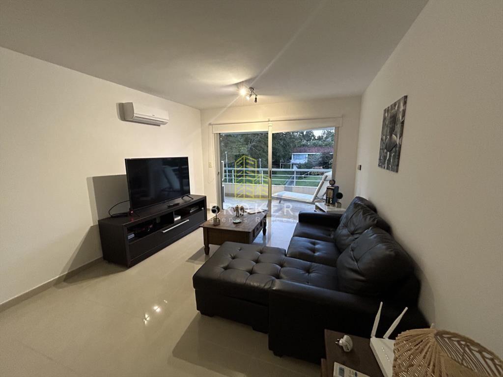 OPORTUNIDAD penthouse de 200m2 con terraza y en