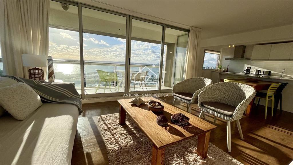 Apartamento venta 3 dormitorios 3 baños Punta