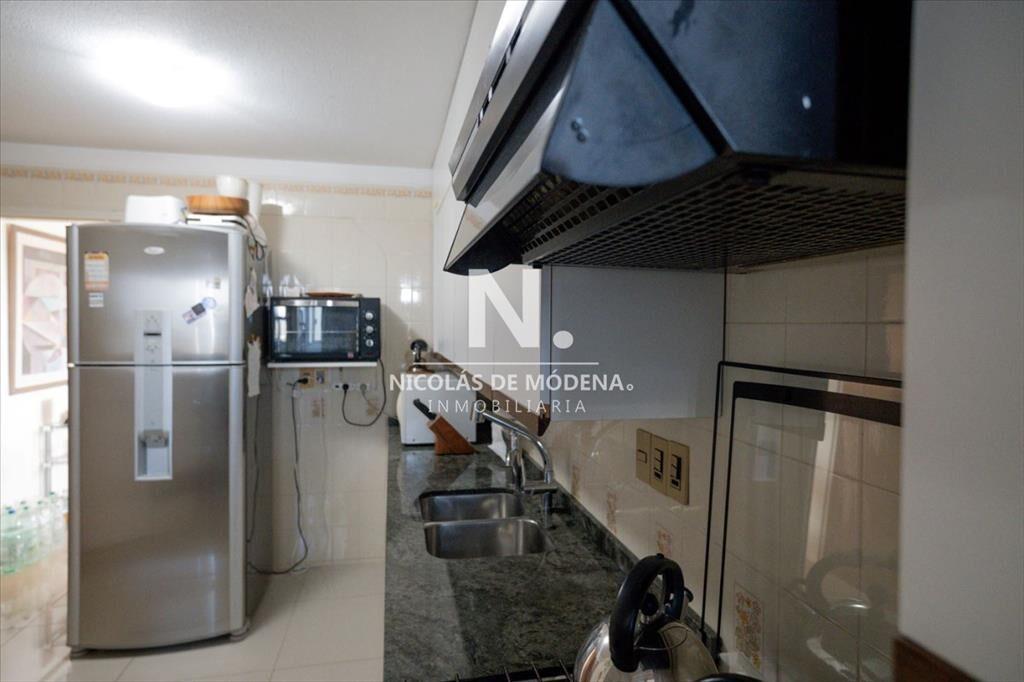 Vende apartamento en Roosevelt de 2 dormitorios,