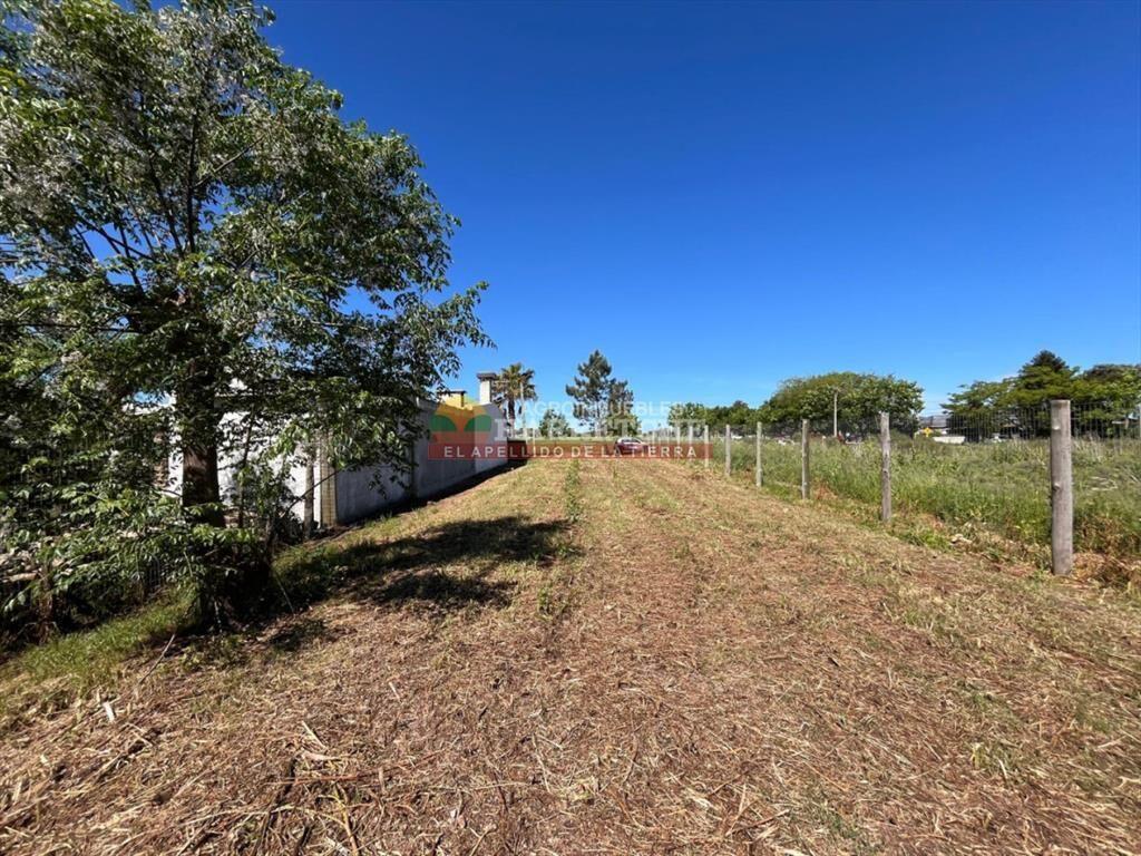 Terreno en Las Piedras, 380 m2, nivelado, a 2 de