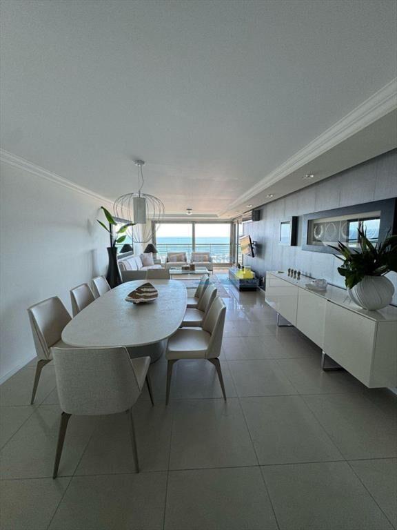 Apartamento en Alquiler de 3 Dormitorios en Punta