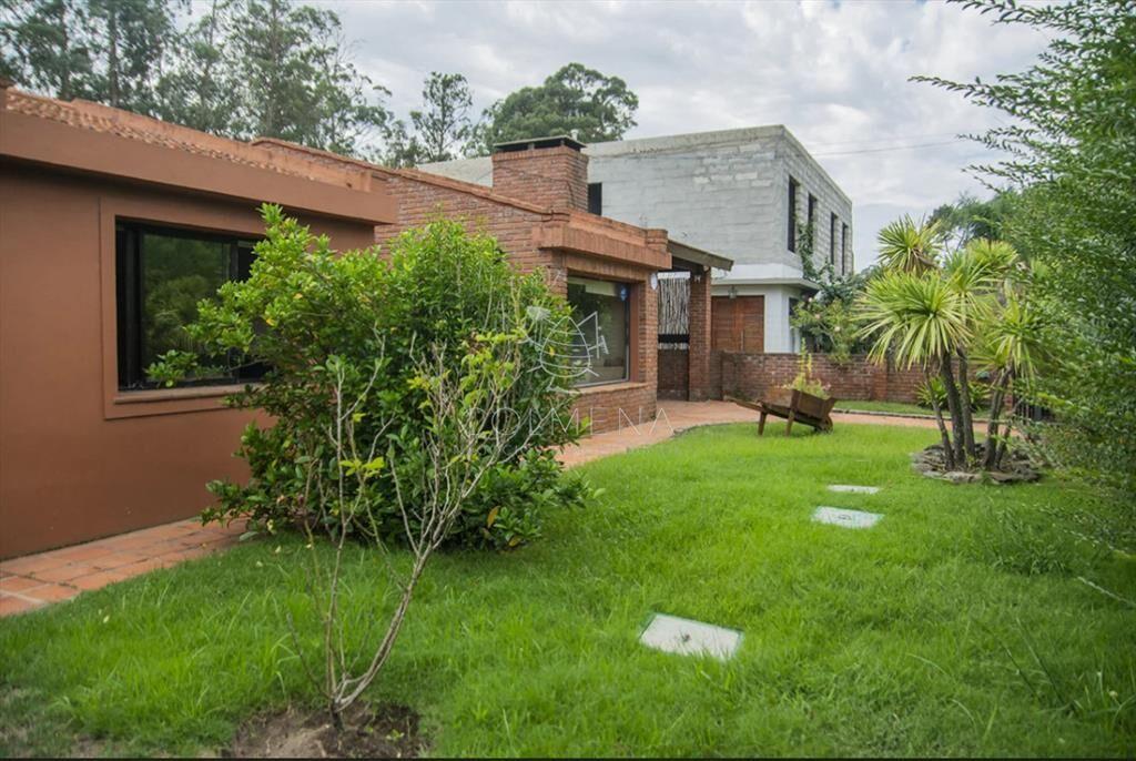 En venta casa de 3 Dormitorios en Jardines de