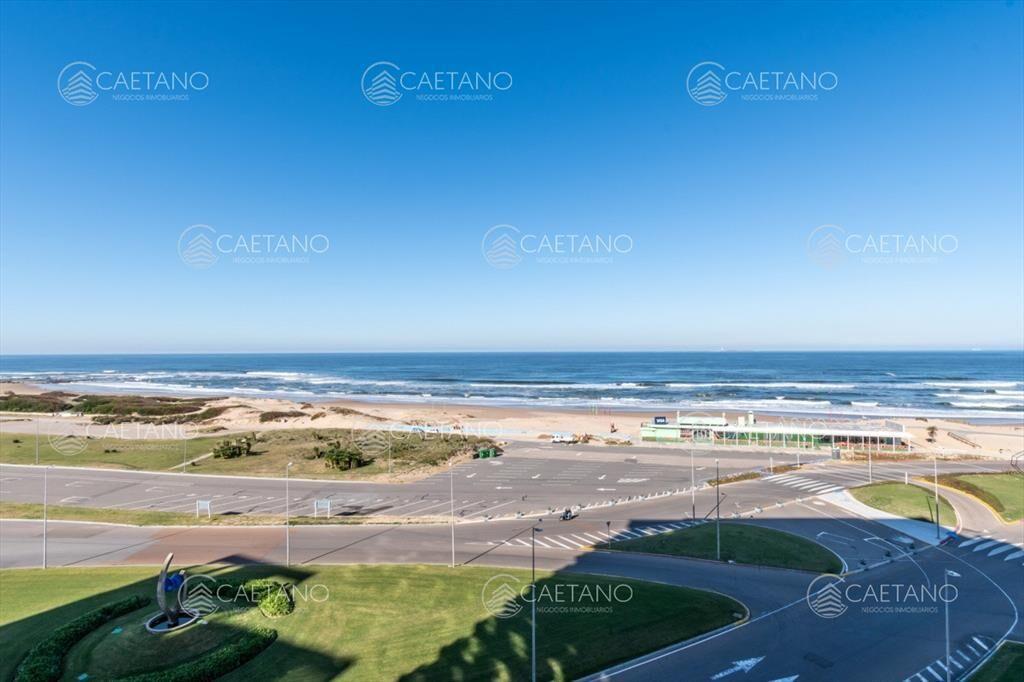 Venta apartamento 4 dormitorios. Playa brava, del