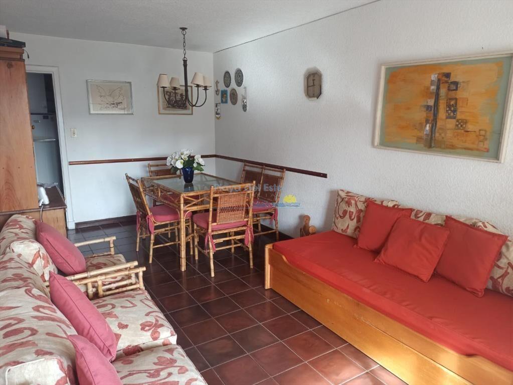 Cálido apartamento zona de jardines y a metros