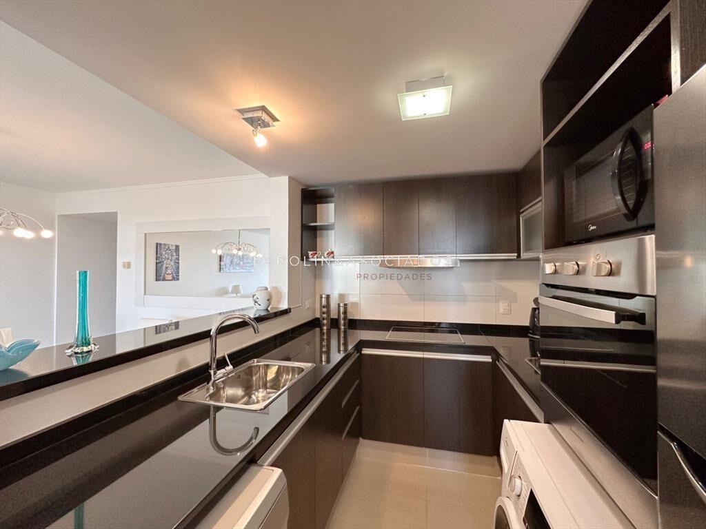 Apartamento de 3 dormitorios en venta en Edificio