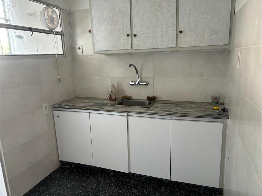 Apartamento en venta de 2 dormitorios en Prado, con renta