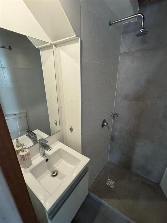 SE VENDE CASA DE UN DORMITORIO PUNTA CARRETAS