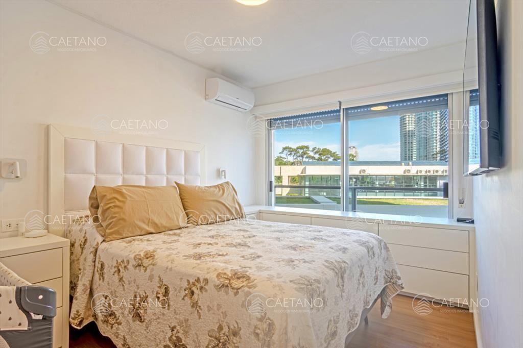 Apartamento en Punta del Este Mansa Torre en 1ra