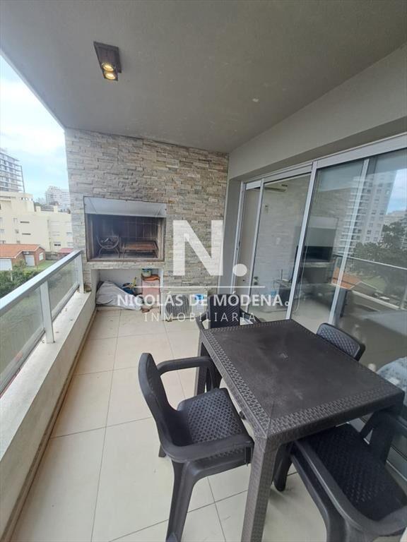 Apartamento en venta de 2 dormitorios en suite en Torre Moo