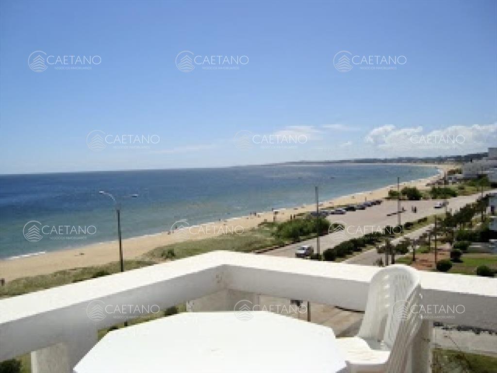 Venta apartamento 2 dormitorios Playa Mansa - del