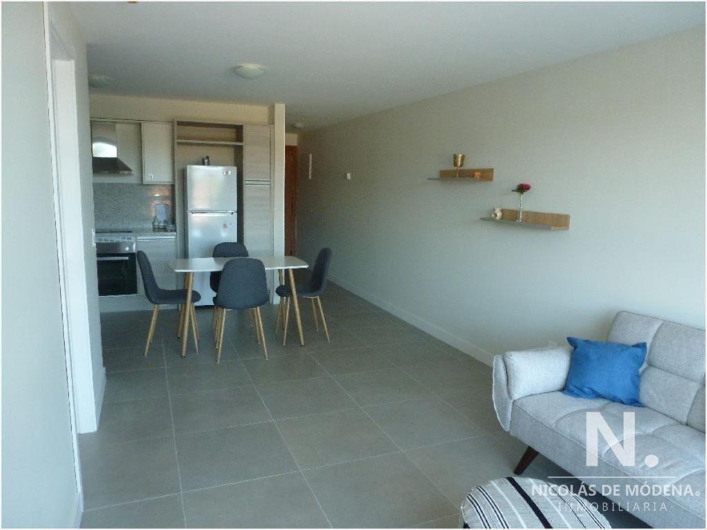 Apartamento en Alquiler temporario, Roosevelt, 1 dormitorio