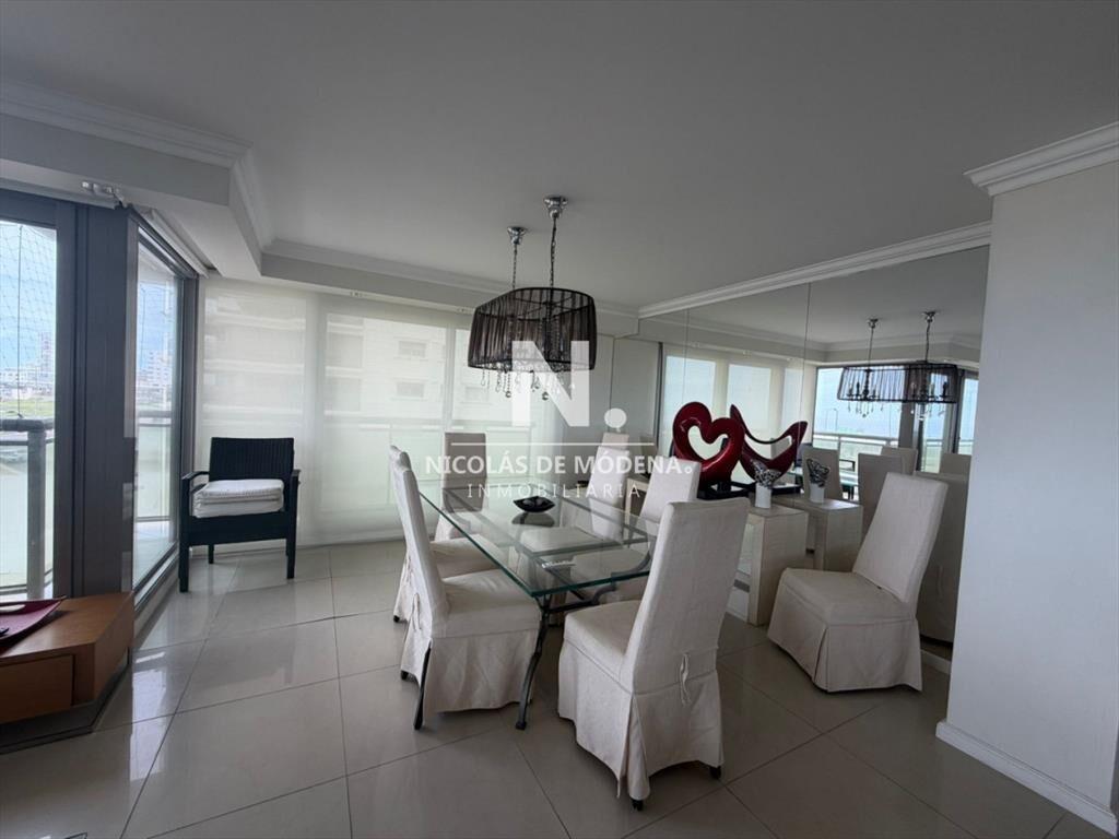 Apartamento en venta en imperiale esquinero, 3