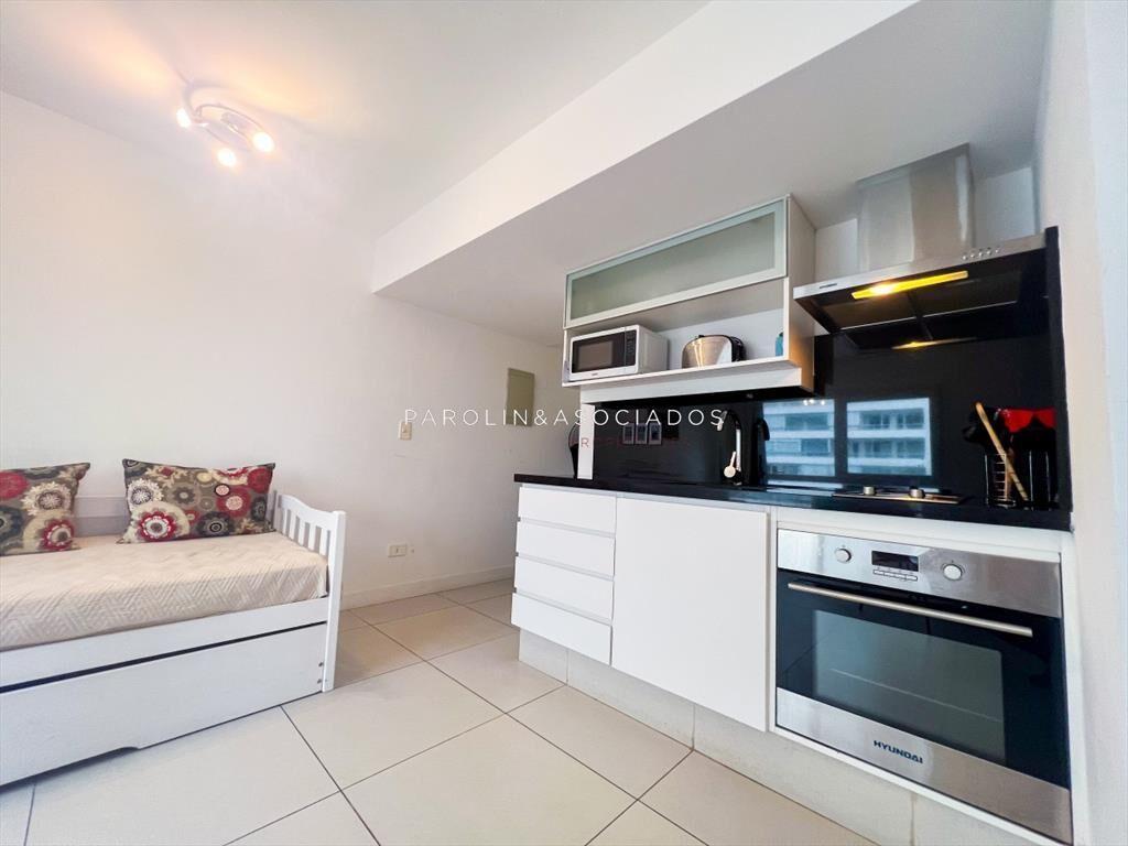 Apartamento de 1 dormitorio en venta y alquiler,