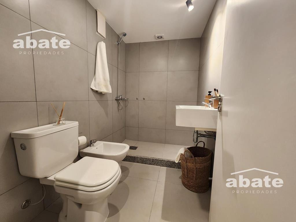 Apartamento en venta 2 dormitorios con terraza - Barrio Sur
