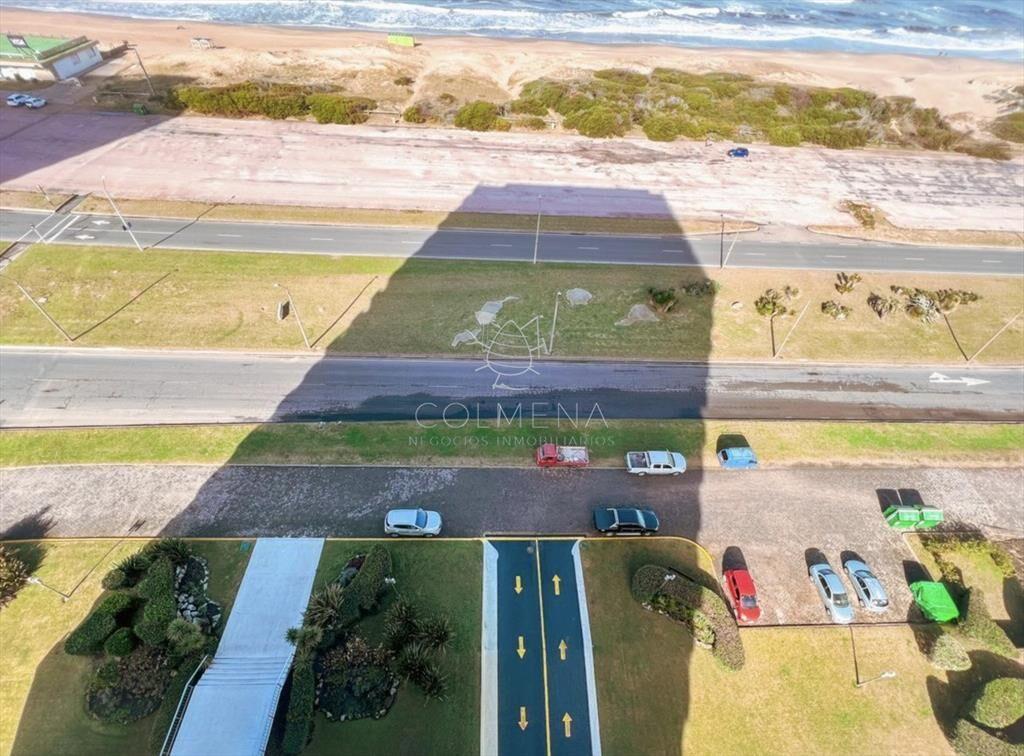 Apartamento en la Brava con vista frente al mar