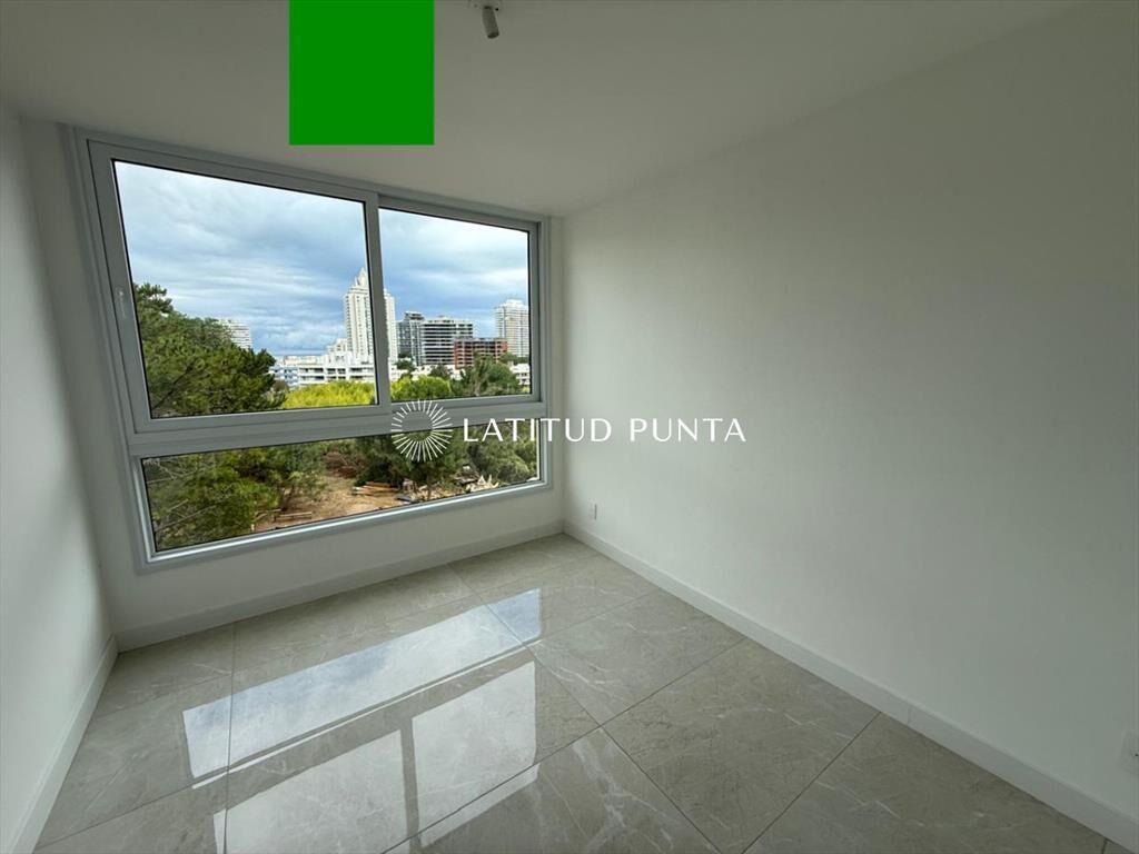 Apartamento de 1 dormitorio y medio en Aidy Grill