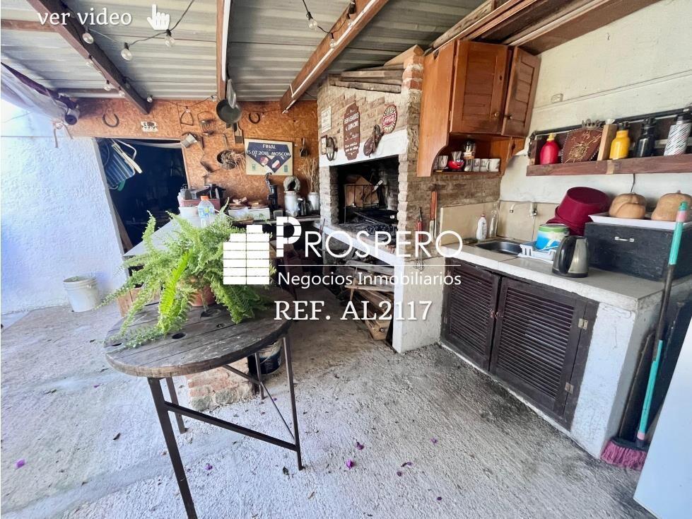 AL2117/p/1 Venta Casa 3dorm Colón cochera Barbacoa