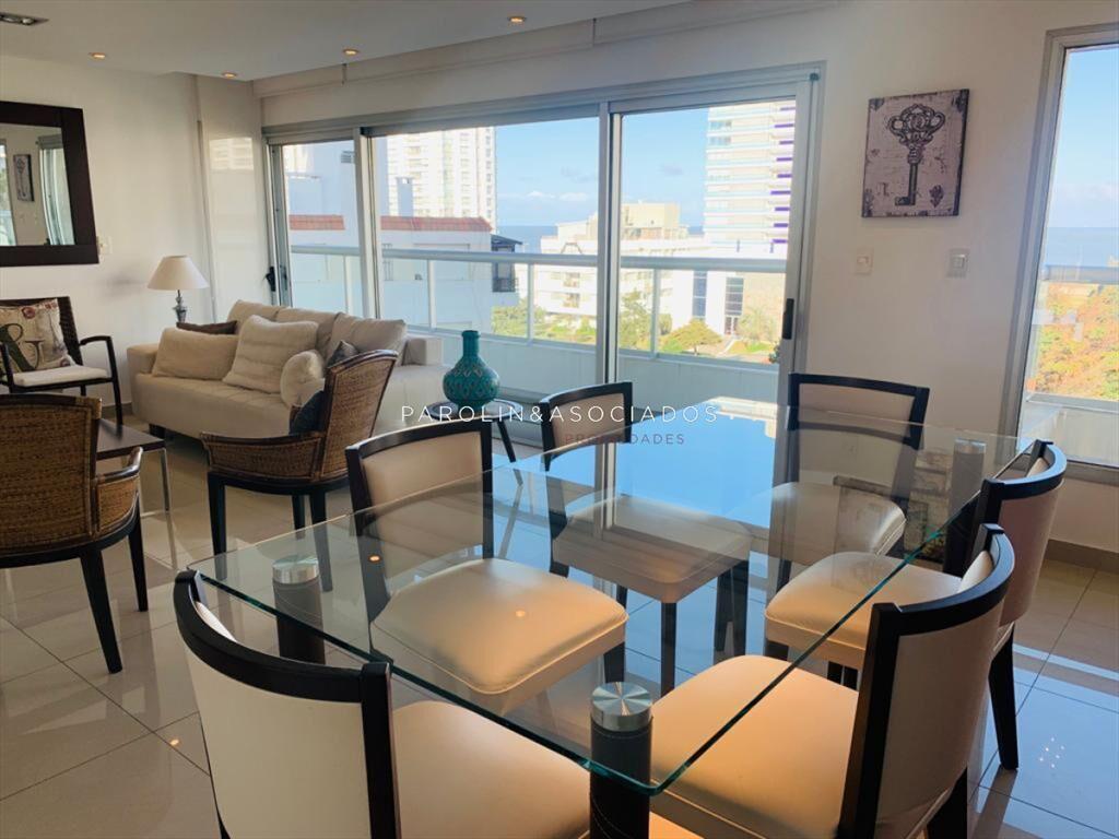 Apartamento en venta de 3 dormitorios en Brava