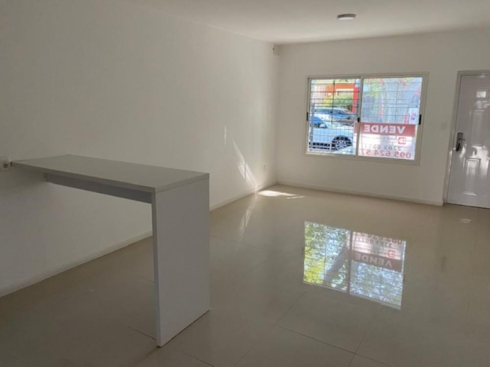 Venta casa 2 dorm en Unión, prox. 8 de Octubre