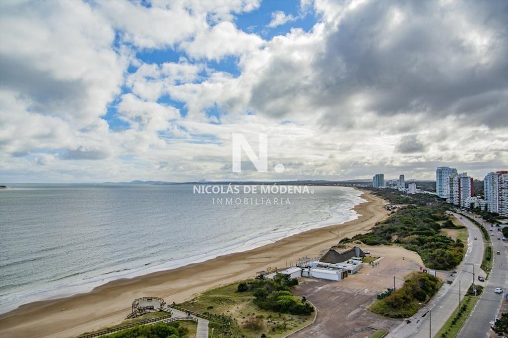 Departamento en venta en Millenium Tower, Punta