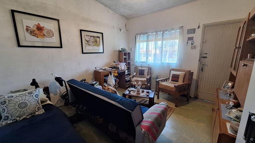 Venta 3 casas con renta activa