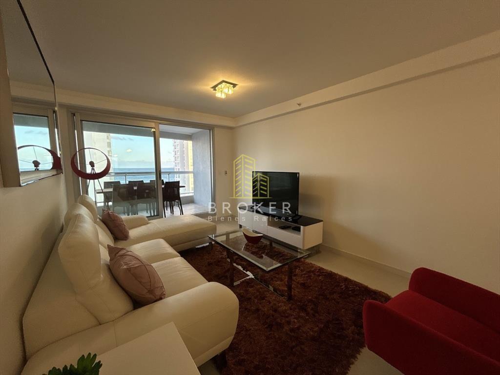 Venta de apartamento dos dormitorios con vista al