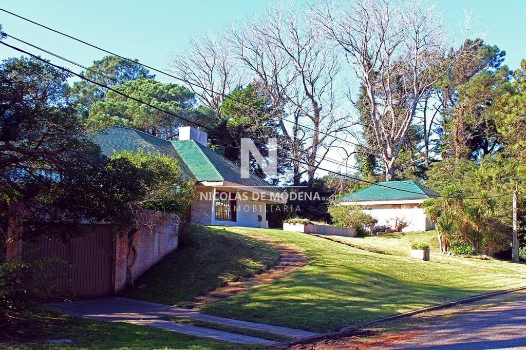 En venta chalet de 3 dormitorios en Brava, Punta