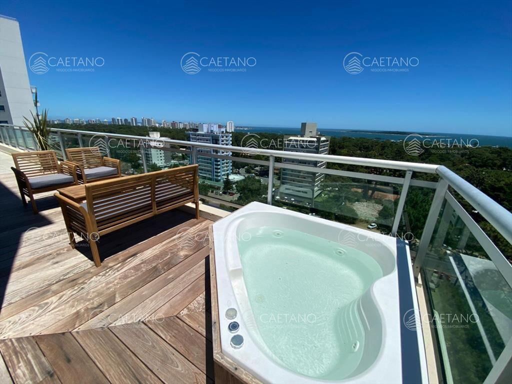 Venta apartamento - 3 dormitorios. Roosevelt, Del
