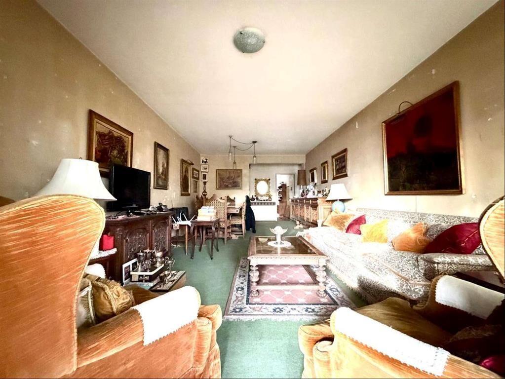 Venta Apartamento en Pocitos sobre Br. Artigas