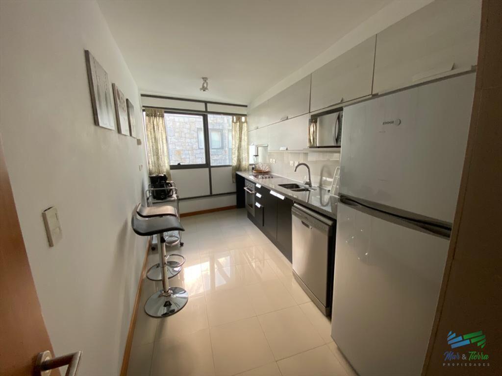 Vendo apartamento 3 dormitorios en brava frente