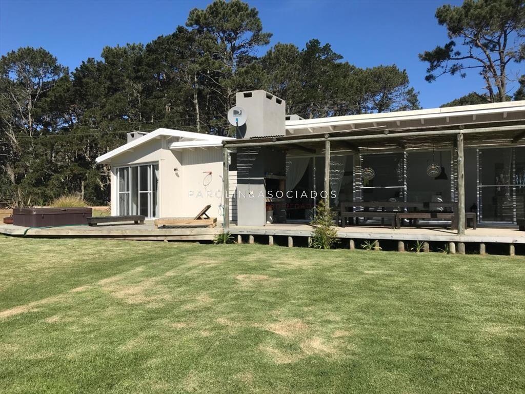 Casa en venta de 4 dormitorios en JosÃ© Ignacio, Punta del
