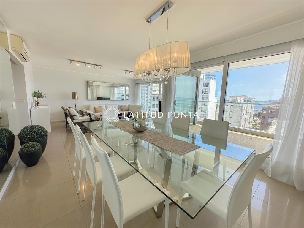 Mansa, exclusivo apartamento de 3 suites más