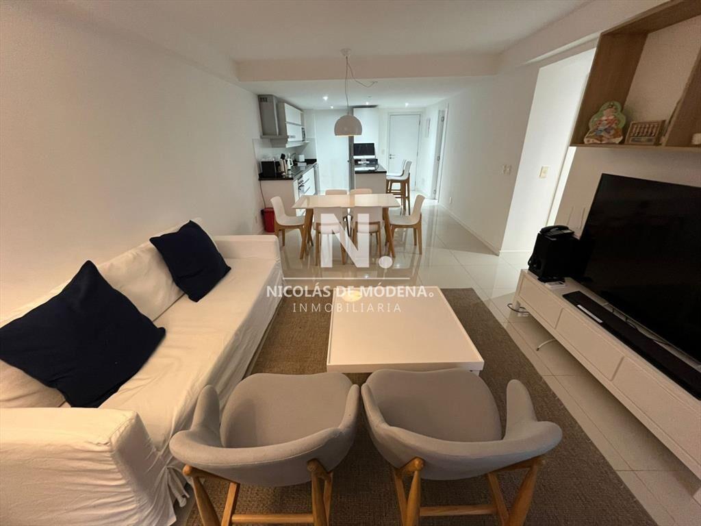 Apartamento en Venta de 3 dormitorios en Aidy ,