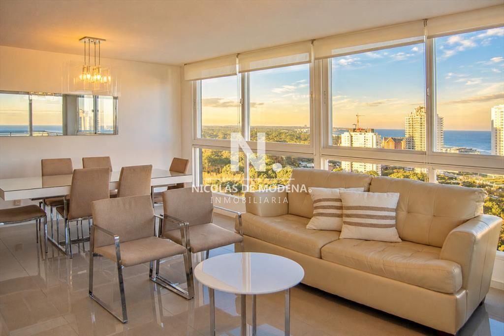 En venta apartamento de 2 dormitorios en Punta