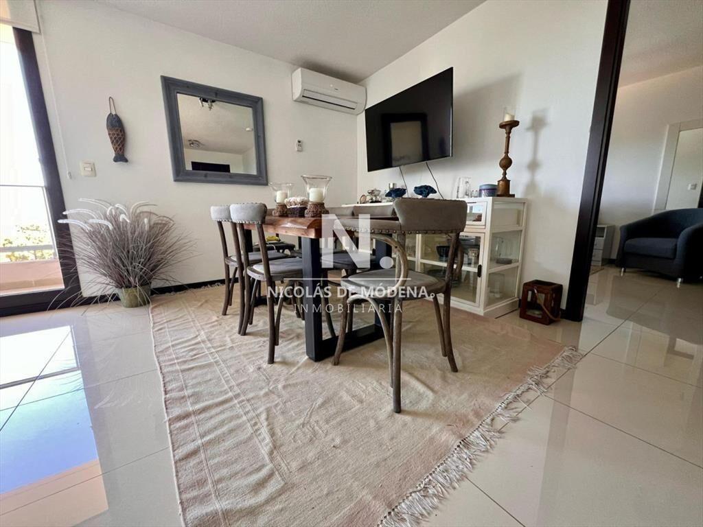 En venta apartamento con excelente vista, de 3 en