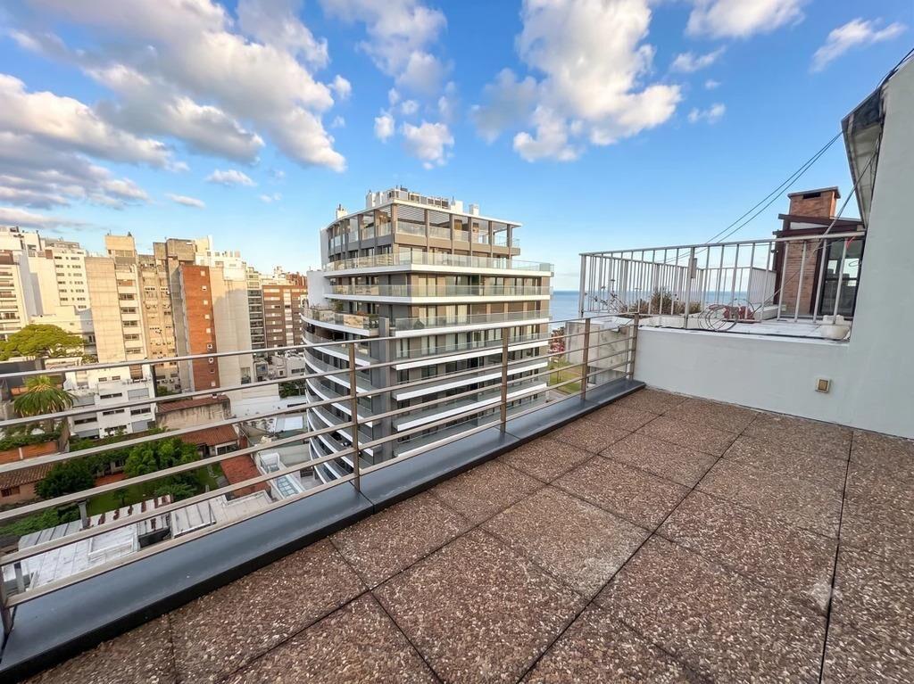 Venta 2 dormitorios y garage en Magnolia
