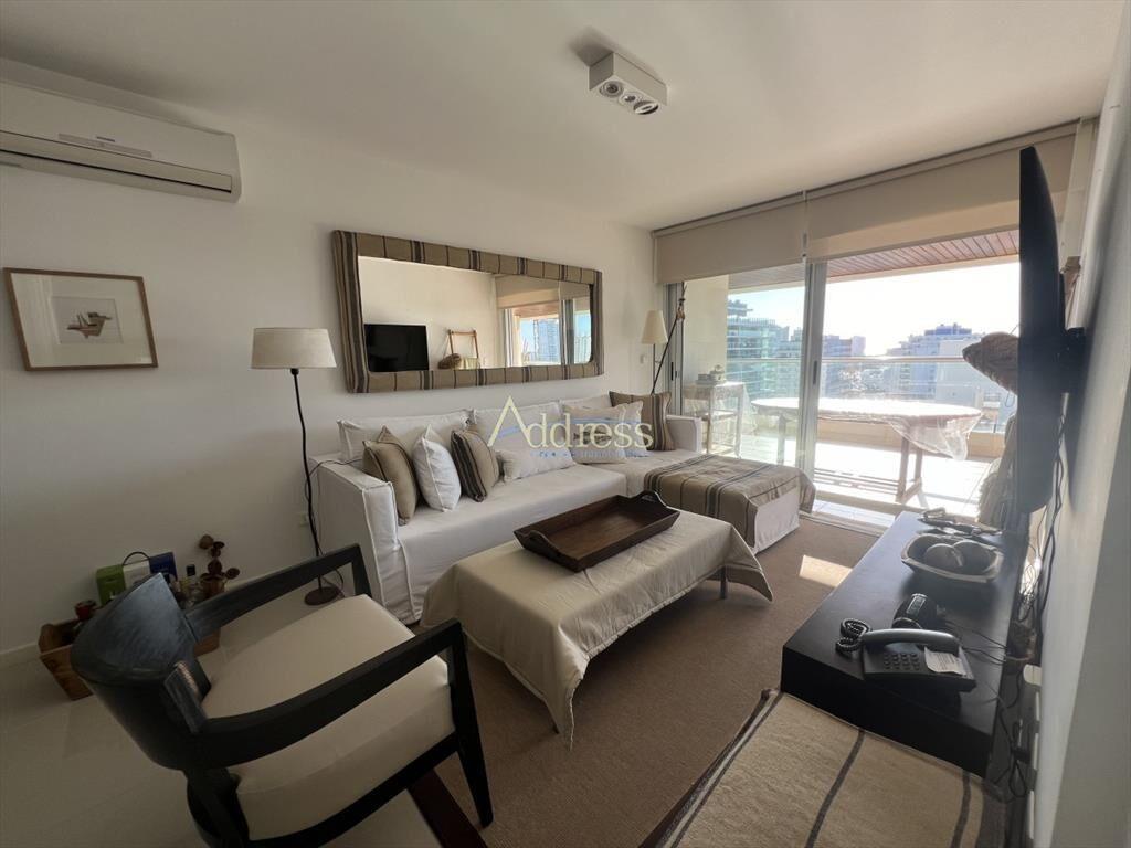 Apartamento en alquiler en playa Brava - Punta