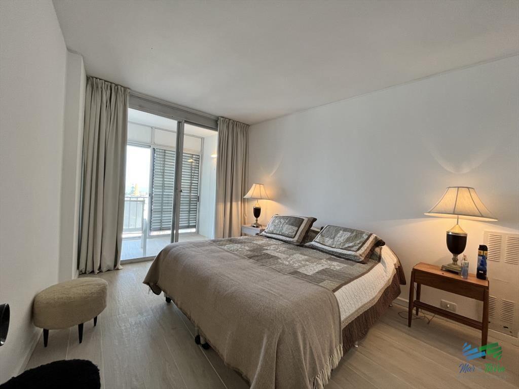 EN VENTA APARTAMENTO 2 DORMITORIOS, VISTA AL MAR,
