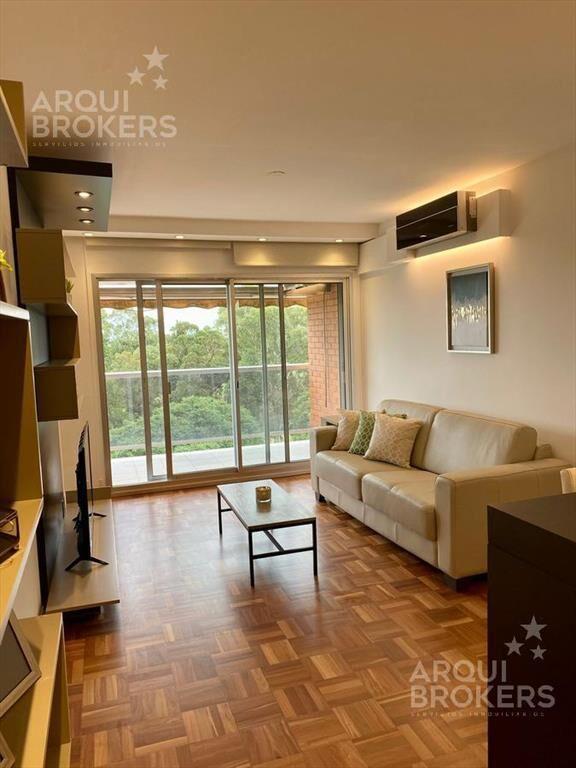 Alquiler apartamento dos dormitorios con muebles en Punta C