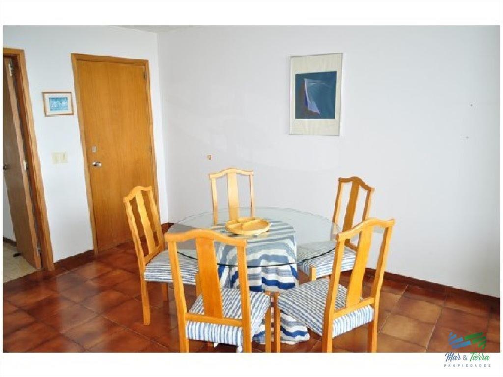 Apartamento en Roosevelt, 2 dormitorios *