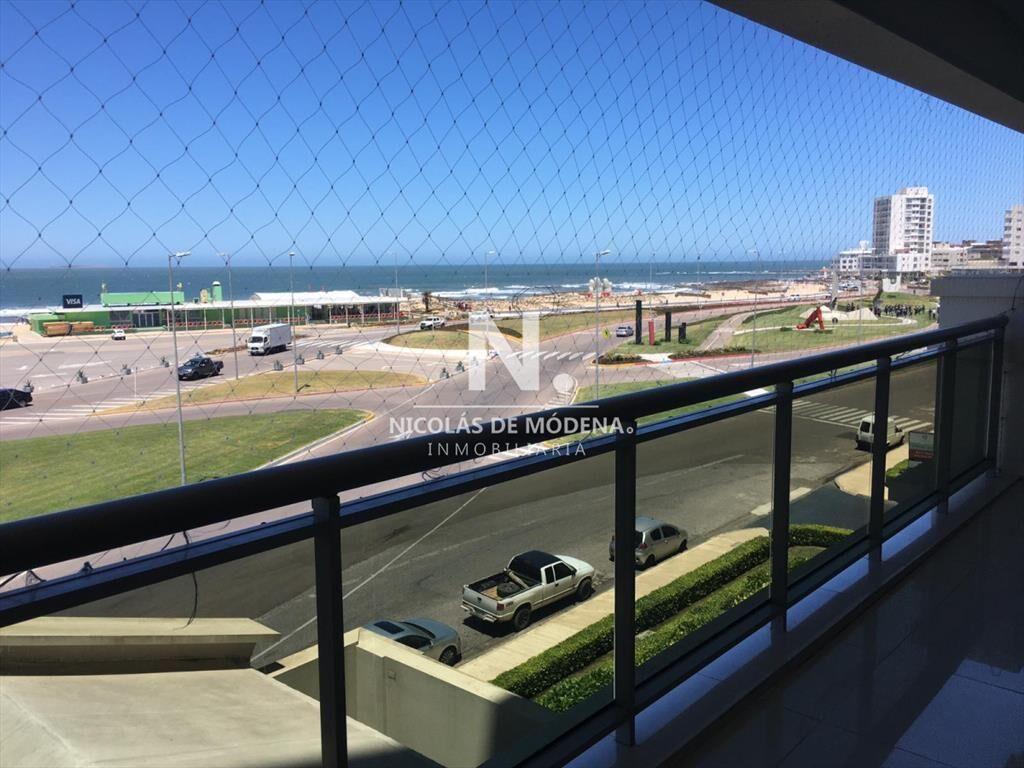 Apartamento en venta de 3 dormitorios en Torre ,