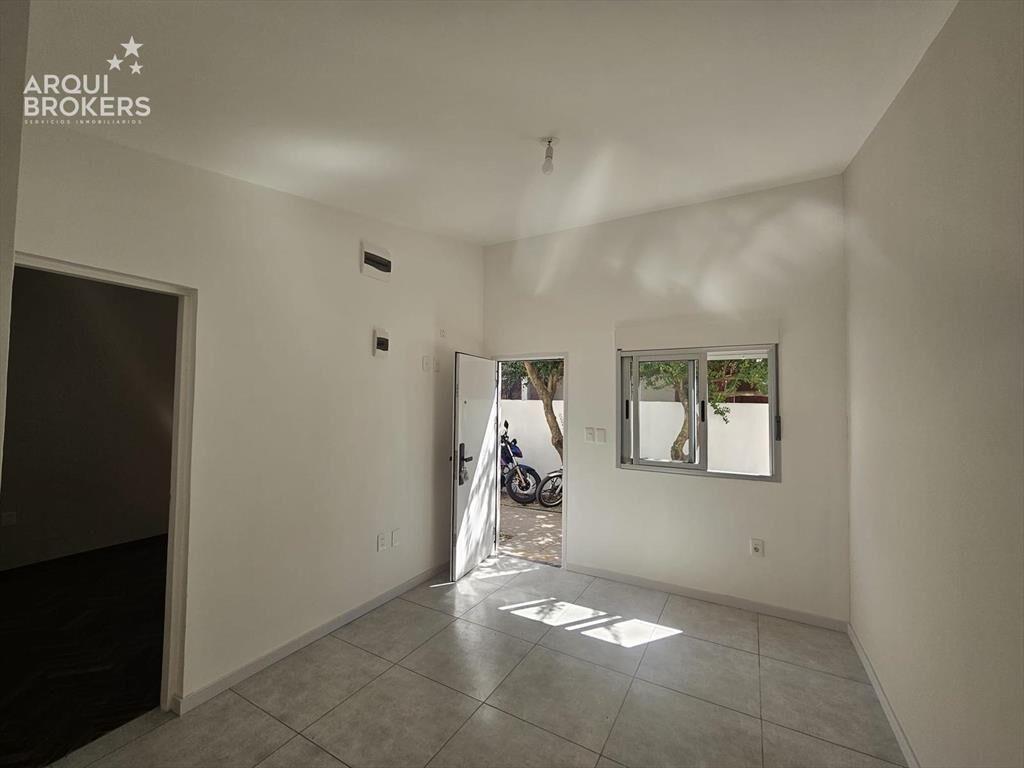 Apartamento de un dormitorio en venta con renta en Carrasco