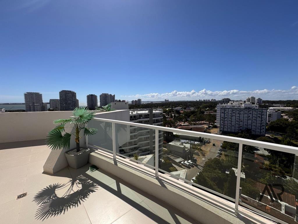 Apartamento en venta de 3 dormitorios c/ cochera en Aidy...