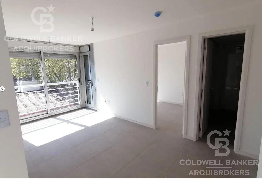Apartamento de 2 dormitorios en venta en Cordón con renta